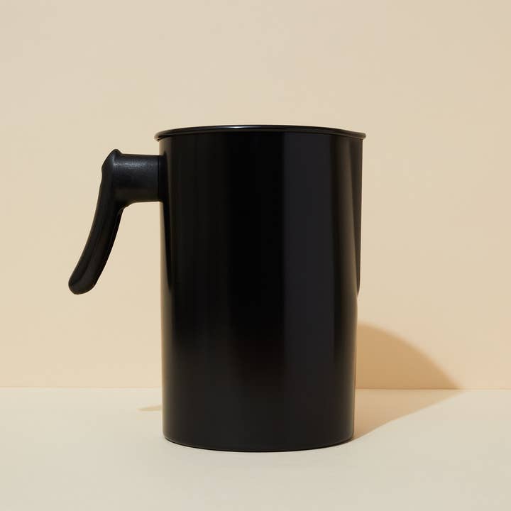 makesy - Wholesale Kan - Zwarte gietkan voor kaarsen maken1