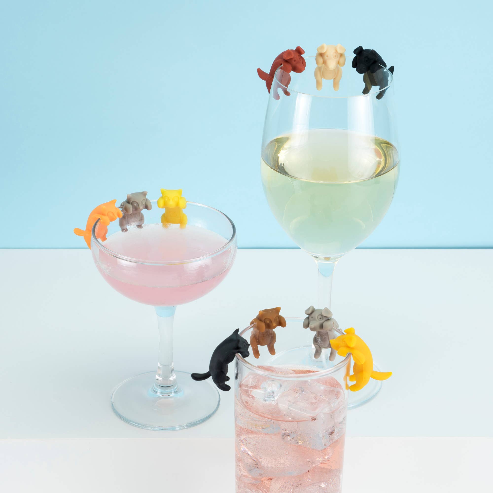 TRUE - Wholesale Wine/Cocktail Glass Markers - TrueZoo Paws Off Silicone Cat Beverage Markers Set of 62