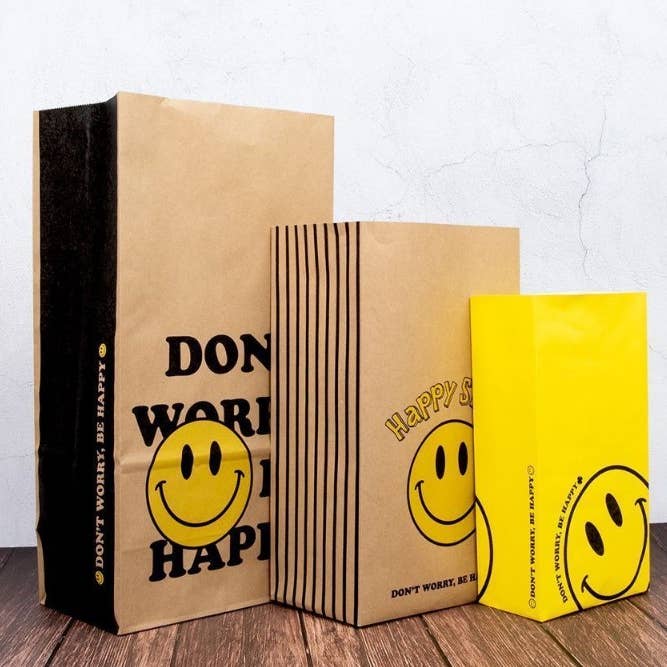 Ensemble de 6 sacs Smile Paper/sac-cadeau pour la vente par K-Wonderland