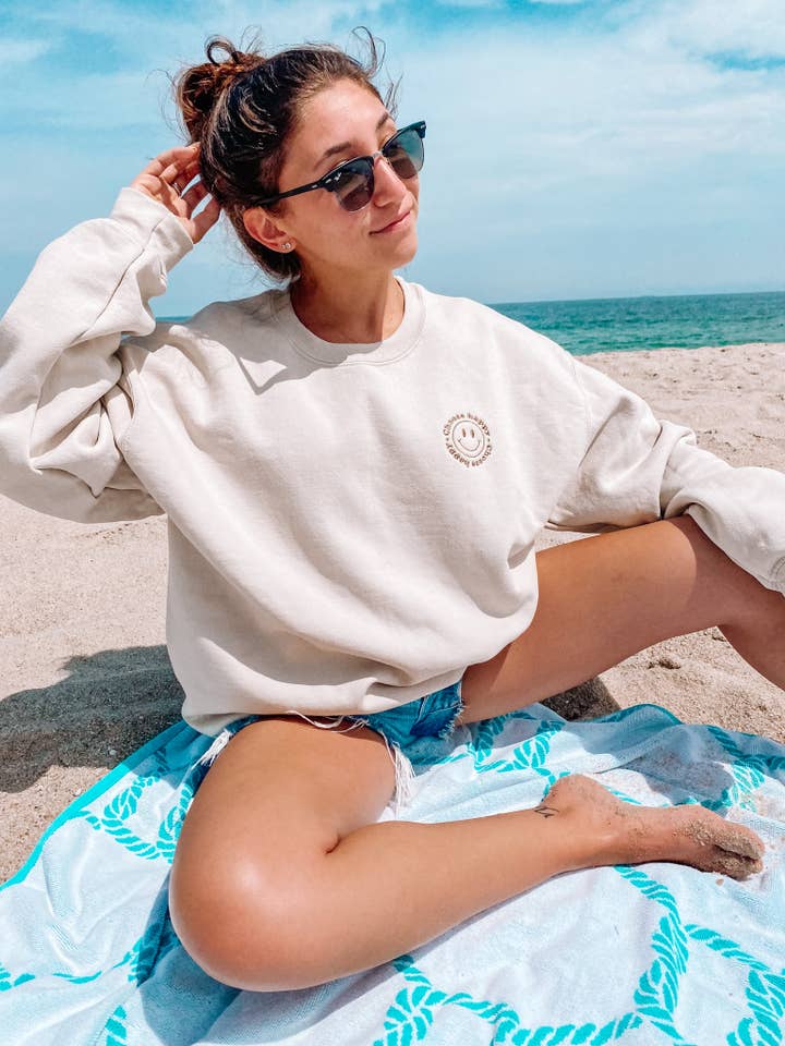 Penny & Co - Wholesale Sweatshirt - Women's - Choose Happy Crewneck