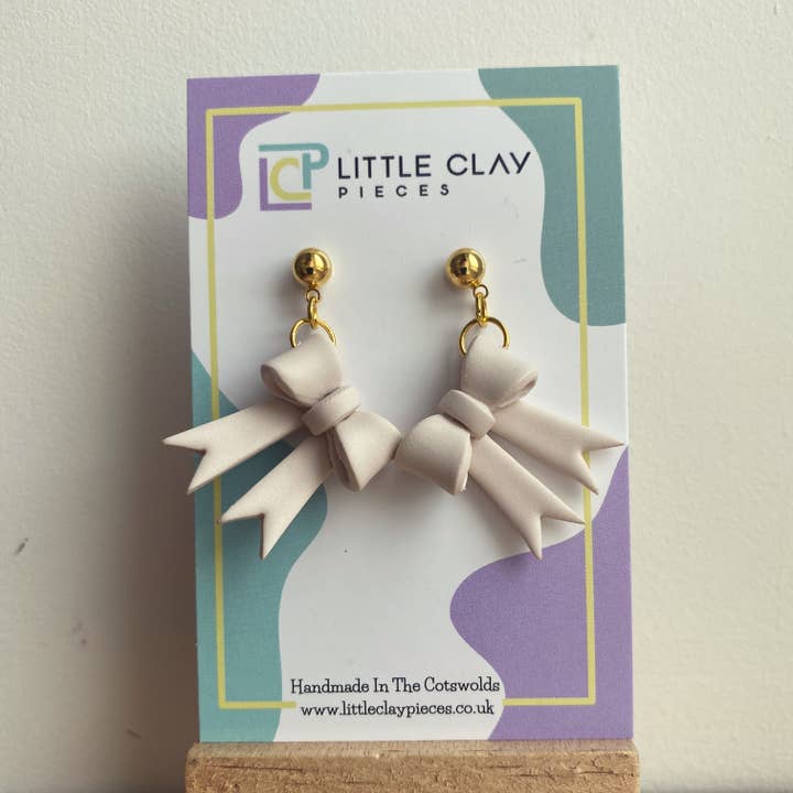 Soft Statement Bows (Marshmallow) for wholesale by Little Clay Pieces