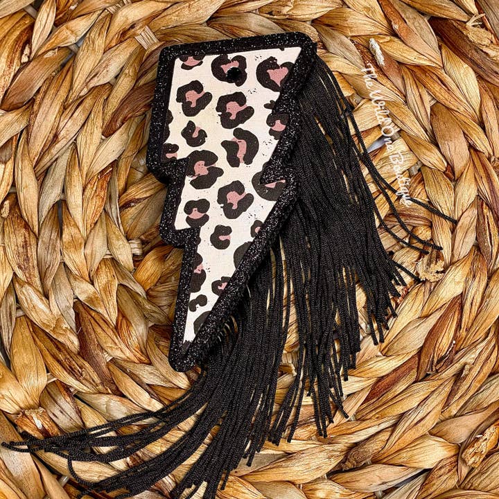 Cheetah Print Bolt Freshie (con o senza frange) per la vendita all'ingrosso da parte di The Wild One Boutique Wholesale