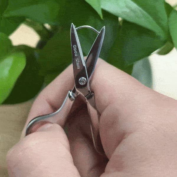 Coco Clem - Wholesale Dangle Earrings - Scissor Earrings in Silver6