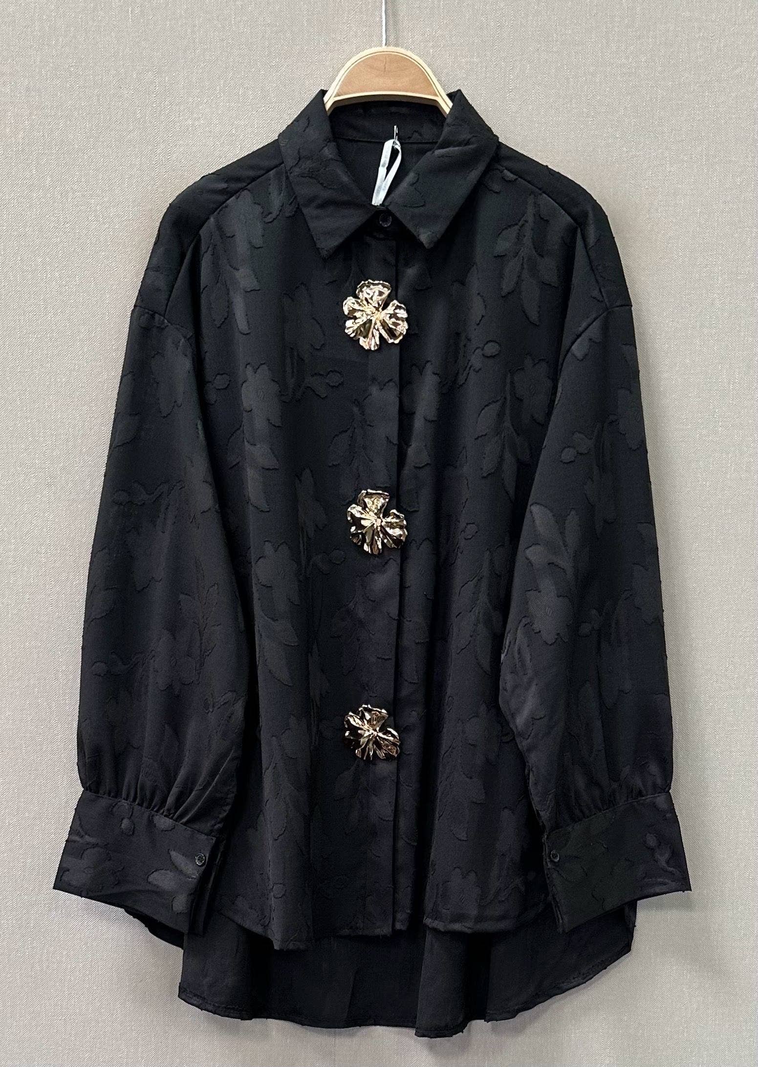 SWEET MAGIC MODA Y COMPLEMENTOS - Wholesale Button Down Shirt - Women's - FLORAL BUTTON-UP SHIRT4