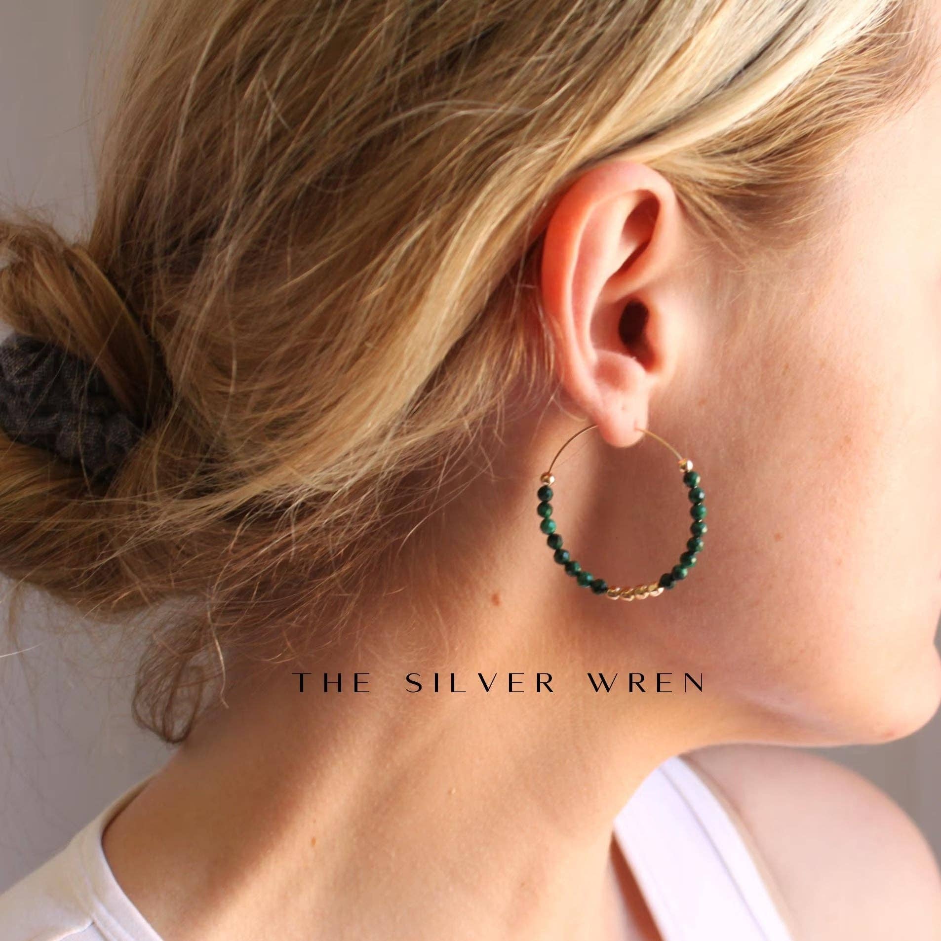 The Silver Wren – Brincos de argola por atacado – Brincos de argola malaquita frisada1