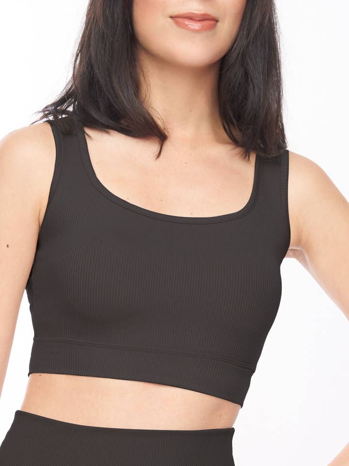 Top Crop Roda com nervuras - Preto por atacado de Lookus