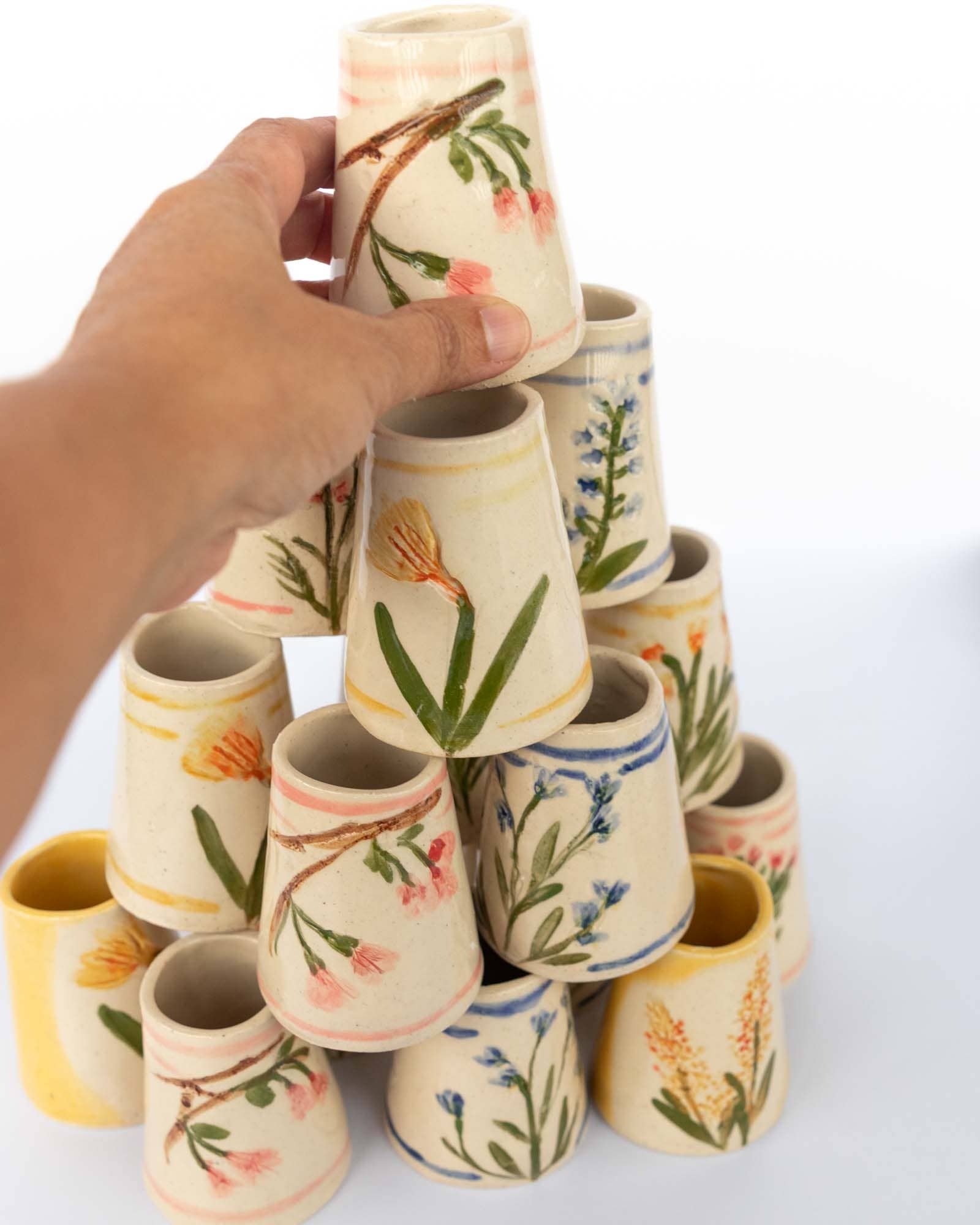 Tara Kothari - Wholesale Vase - Budvase made with Pressed flower handmade (Custom available)1