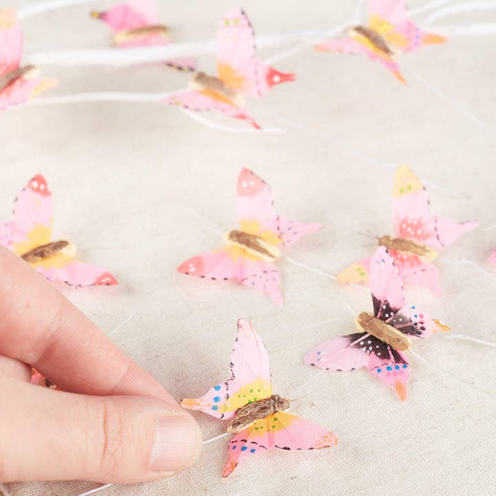 Factory Direct Craft – Engroshandel Kunstige blomster – Assorterede lyserøde fjer-sommerfugle (pakke med 12)2