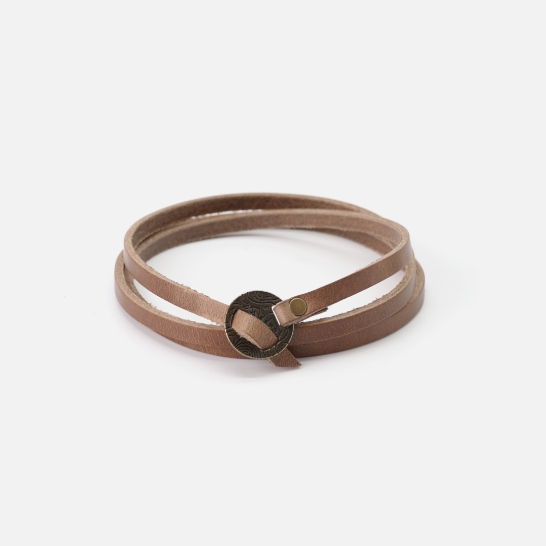 Range Leather Co. - Vente Bracelet jonc - Bracelet Whitney Wrap en cuir pleine fleur - Fabriqué aux États-Unis9