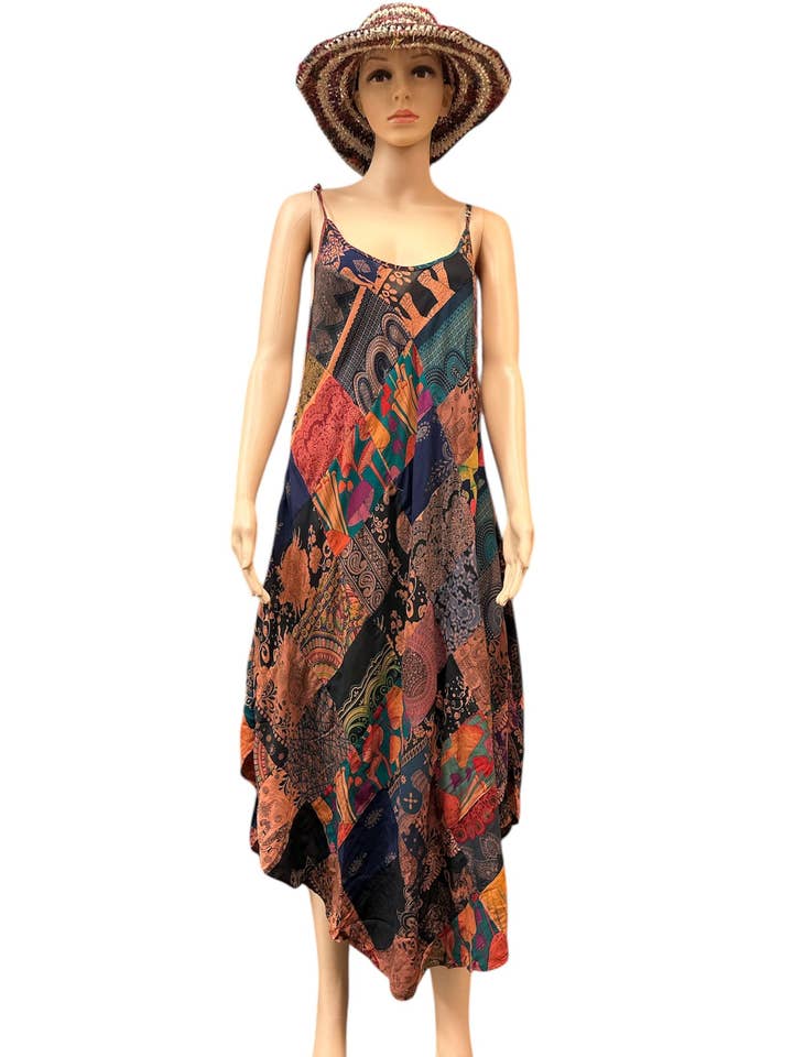 Rayon Röd Multi Patchwork Boho Solklänning KTY507 för wholesale av Rising International Inc