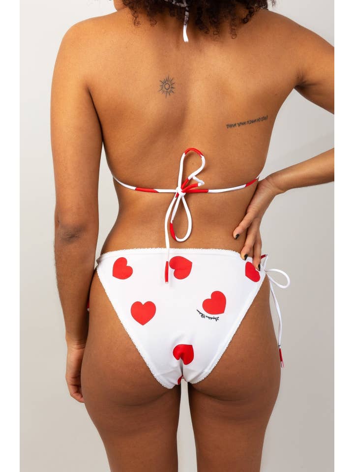 Léopoldine Chateau - Wholesale Two Piece Swimsuit - Women's - Bikini YOLANDA Blanc Coeurs Rouges