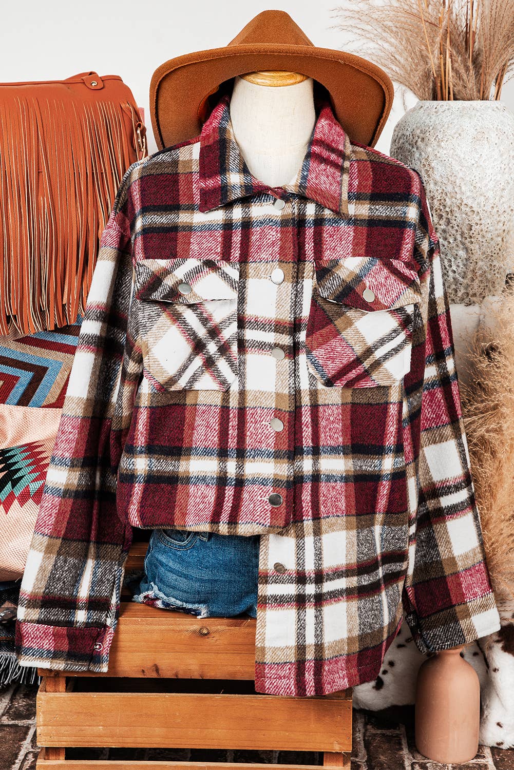 fashionworks - Wholesale Shirt Jacket/Shacket - Women's - Geometric Plaid Print Pocketed Shacket4