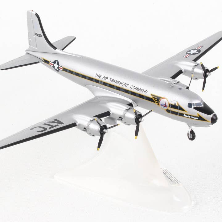 HERPA USAF C-54M 1/200 USAAF 513:e ATG BERLINLUFTBRO (**) för wholesale av Daron Worldwide Trading