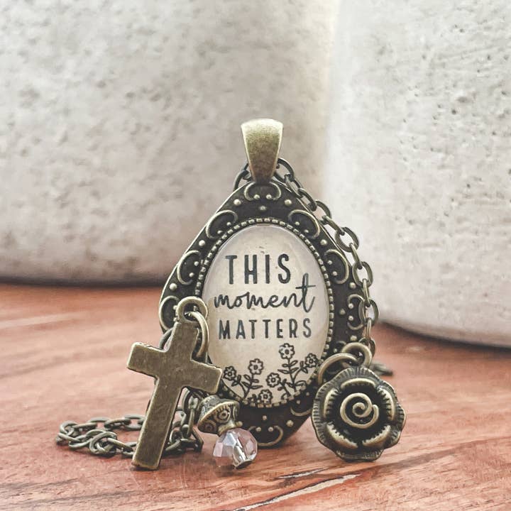 Detta ögonblick spelar roll halsband Kristna smycken för wholesale av Ivy Barn Designs