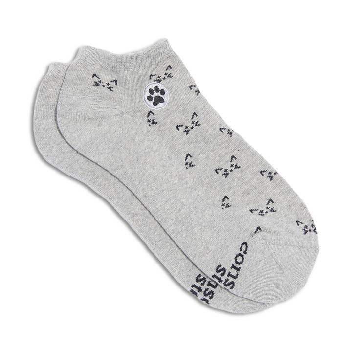 Chaussettes qui sauvent les chats (chats gris) pour la vente par Conscious Step