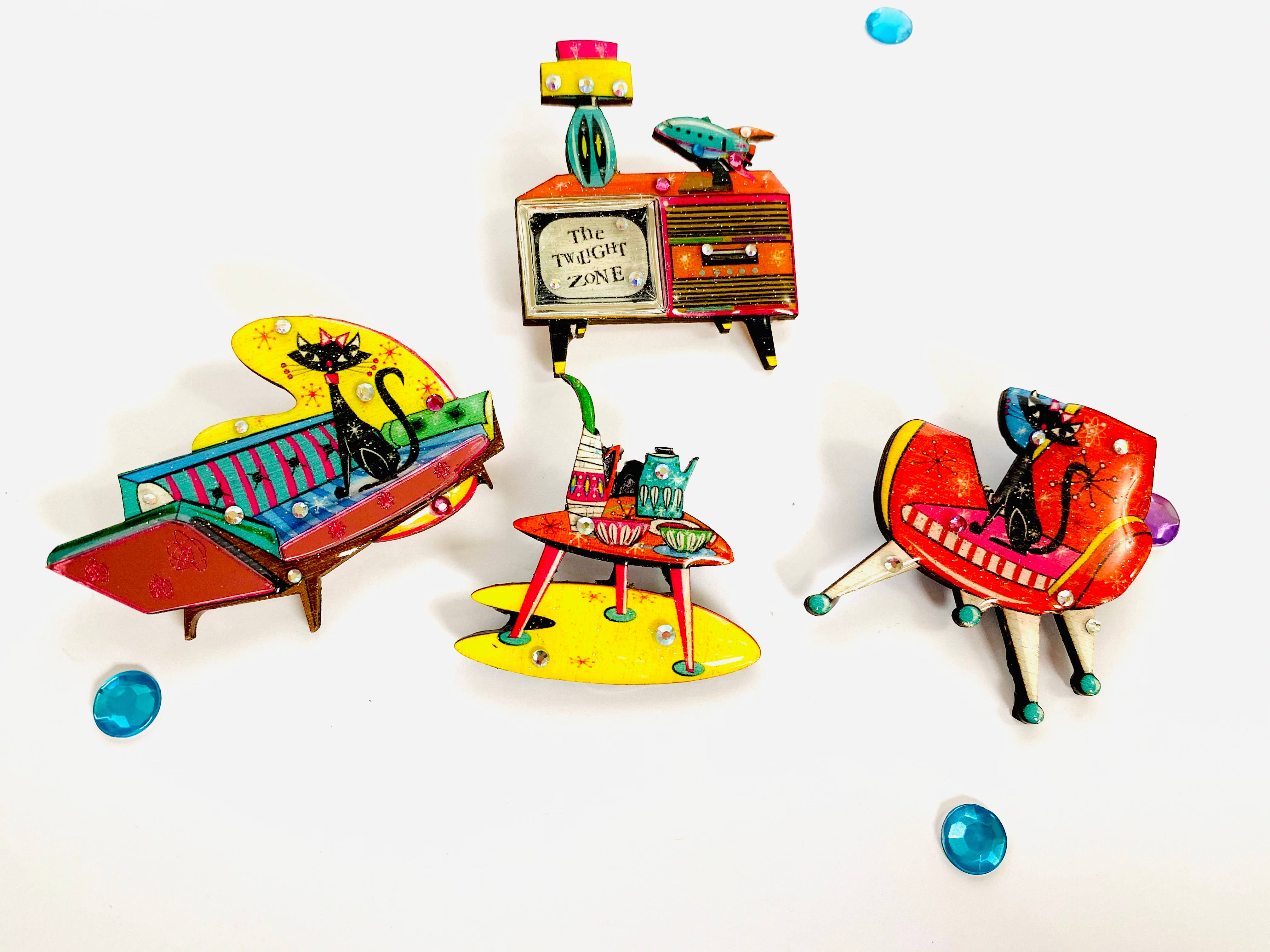 Rosie Rose Parker - Wholesale Brooch - Retro tv brooch colourful summer brooch statement unusual18