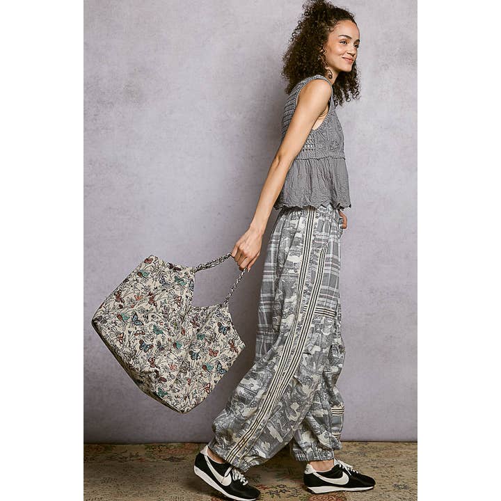 IVORY Jacquard tapestry style tote bag for wholesale on Faire2