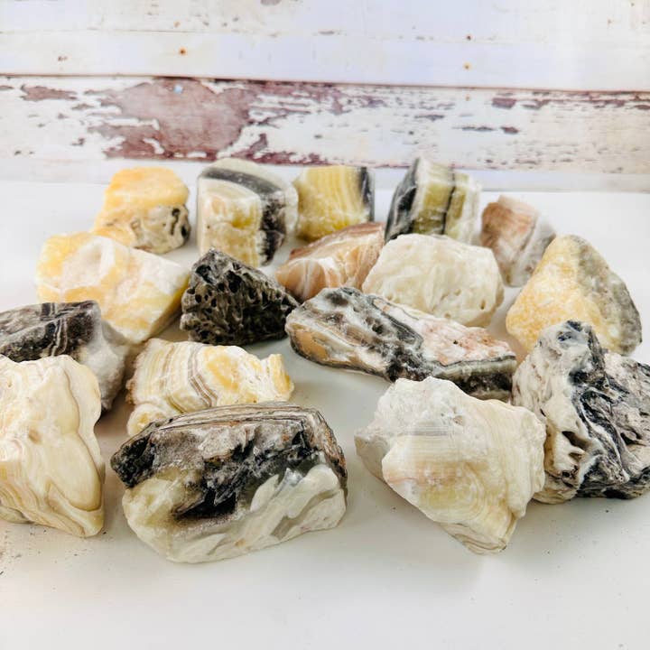 Rock Paradise - Vente Pierre et cristal de spiritualité - Morceau de pierre brute en onyx mexicain en cristal, à vous de choisir le poids