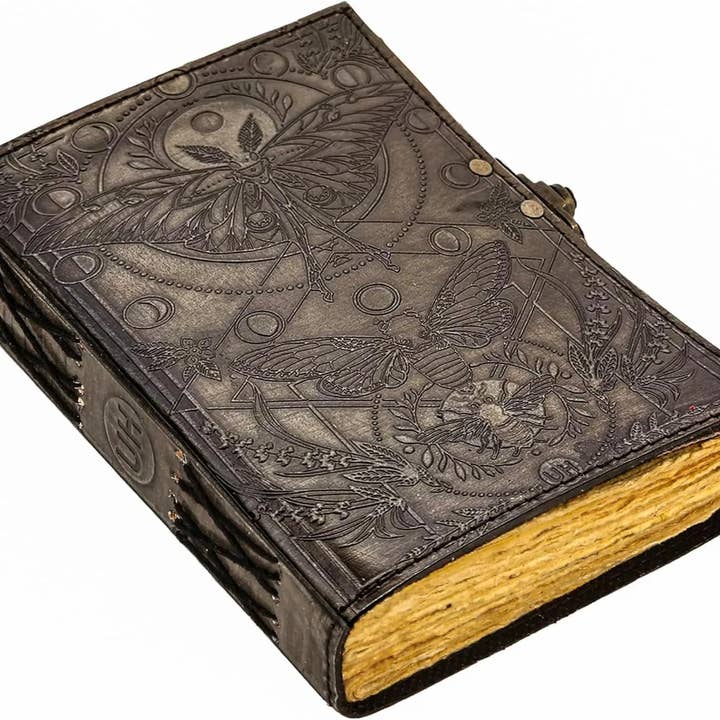 7x5 tum Luna Moth Läderpräglad Dagbok, Anteckningsbok för wholesale av MNM HANDICRAFTS