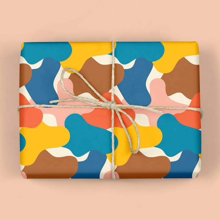 Papier cadeau CAMO COLORÉ RÉTRO (ROULEAU) pour la vente par MELLOWWORKS