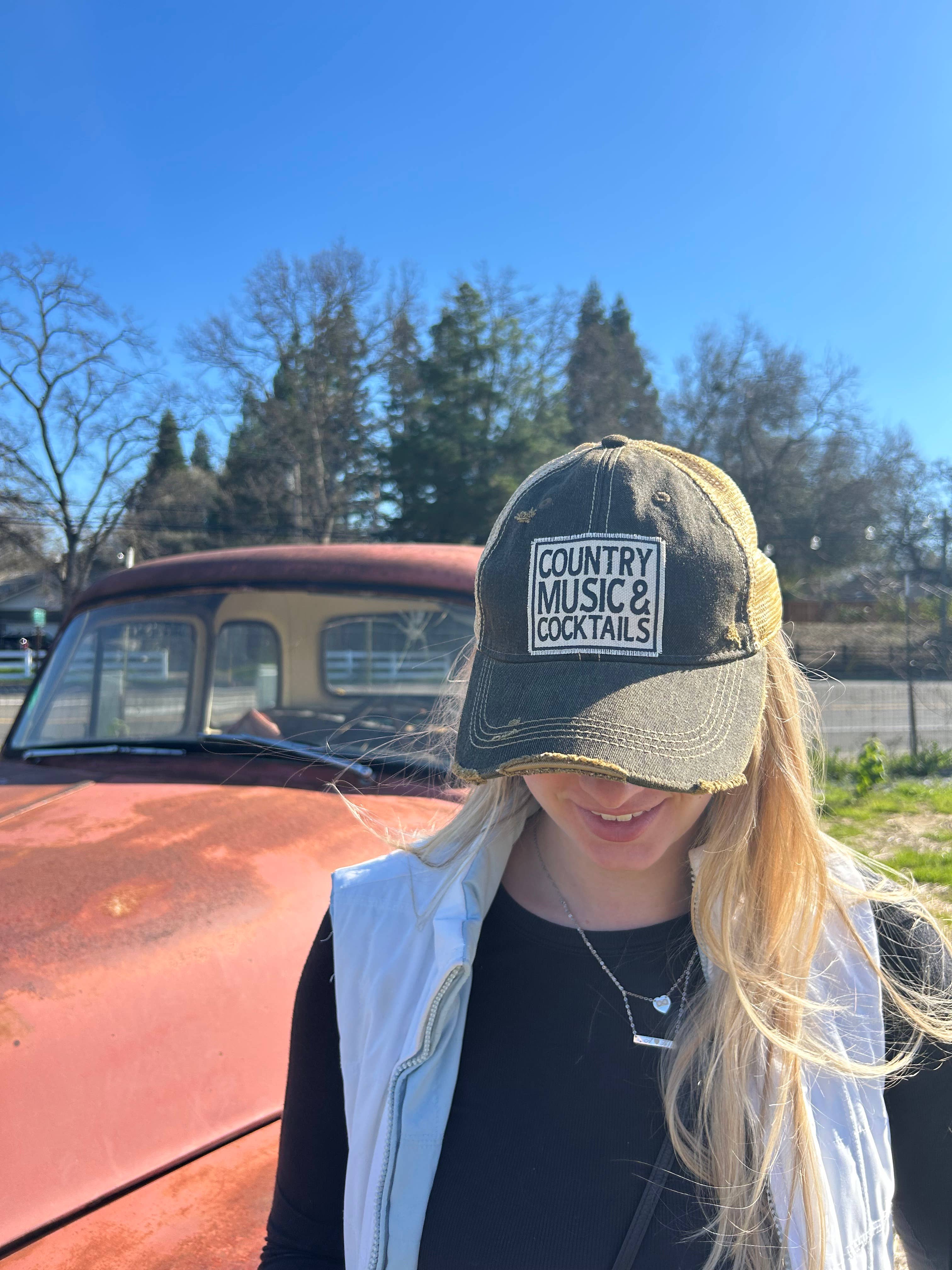 Vintage Life - Wholesale Trucker Hat - Women's - Country Music & Cocktails Trucker Hat Baseball Cap1