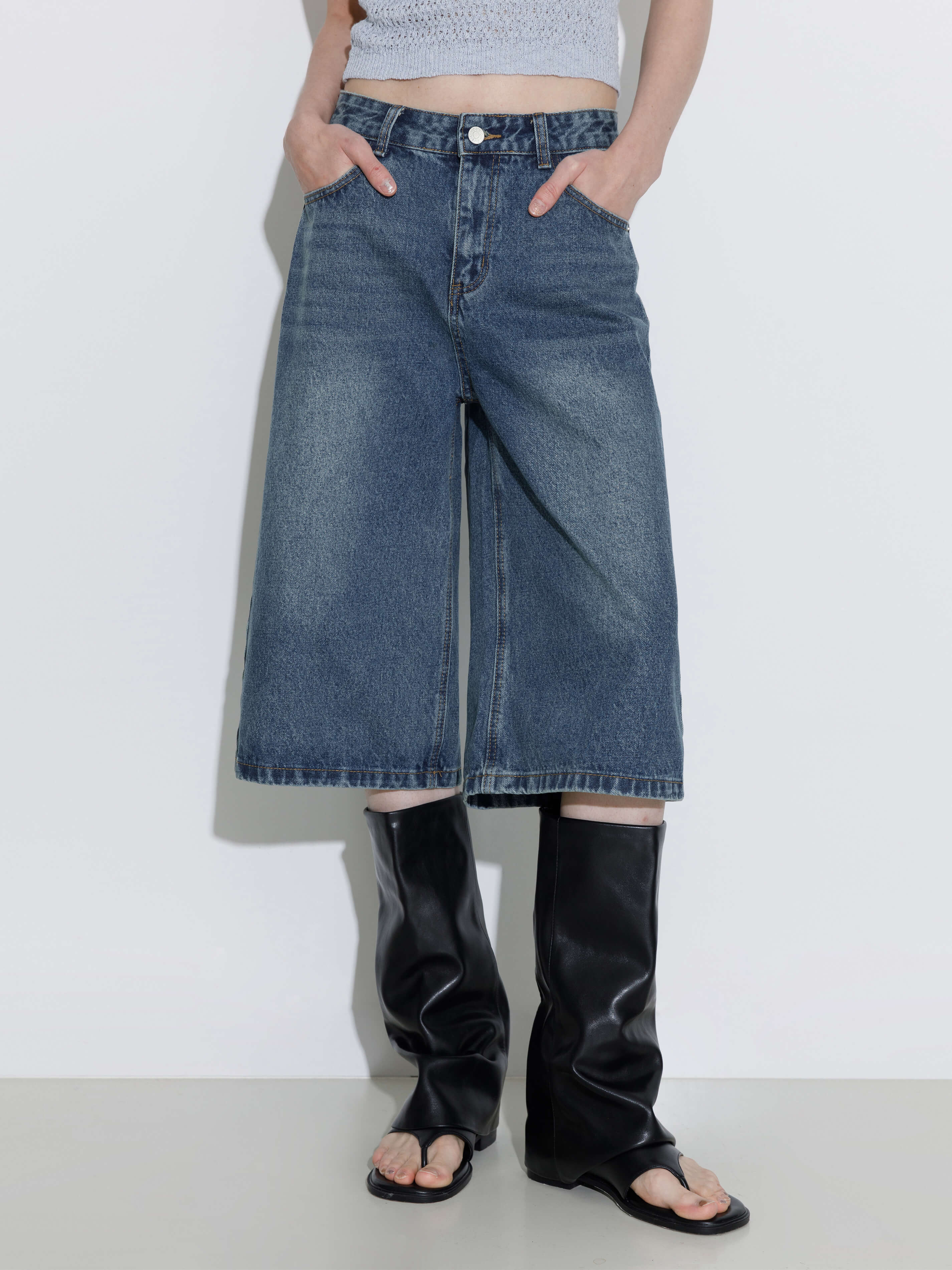 CUBIC - Vente Short – femme - Short en jean ample mi-genou blanc/bleu9