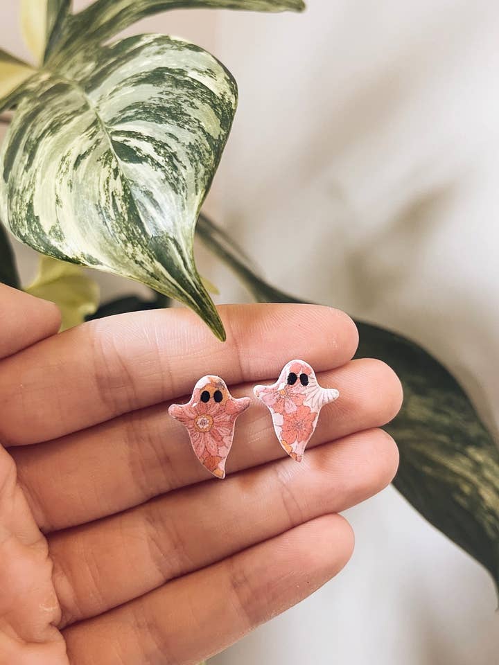 Blomsterspøgelsesnitter for engroshandel hos The Butterfly Effect