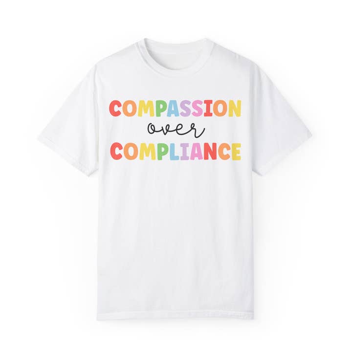 medemenselijkheid boven naleving Unisex Kledingstuk-Geverfd T-shirt voor wholesale door Apparel Crush