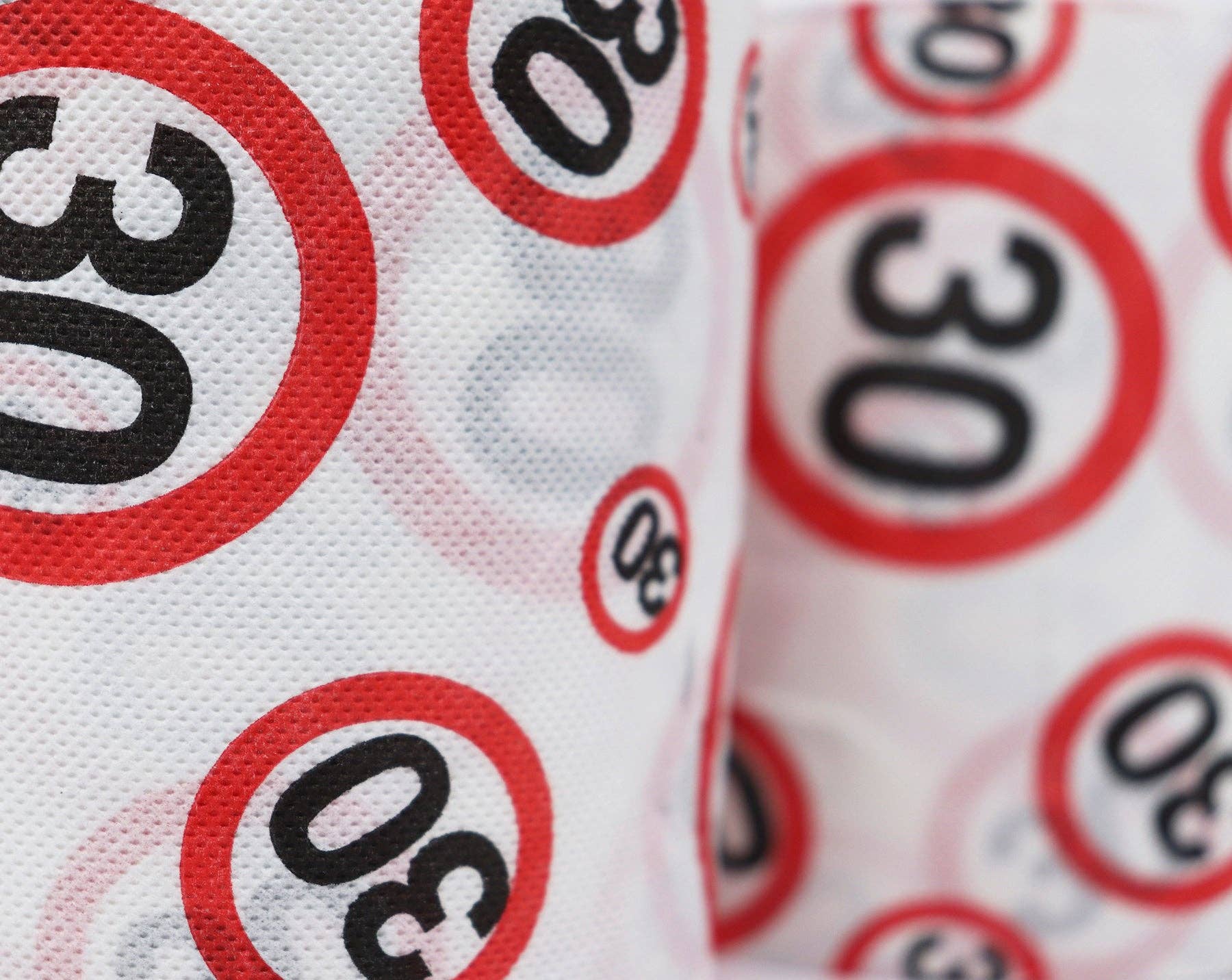 Close Up GmbH - Vente Papier toilette - Papier toilette 30 anniversaire3