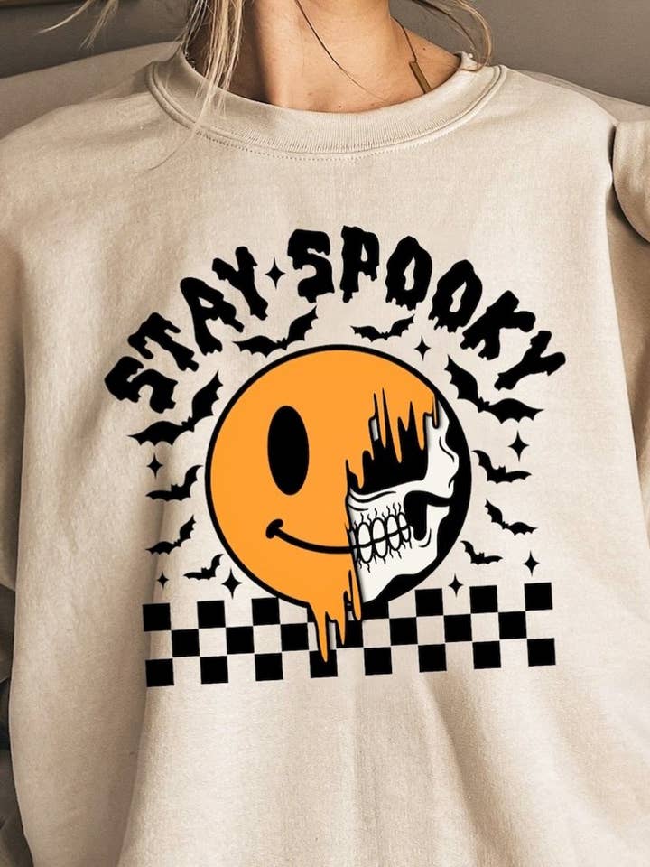 Peach Closet - Wholesale Graphic Sweatshirt - Women's - Stay Spooky Orange Smiley/Skeleton Face Crew Sweatshirt0