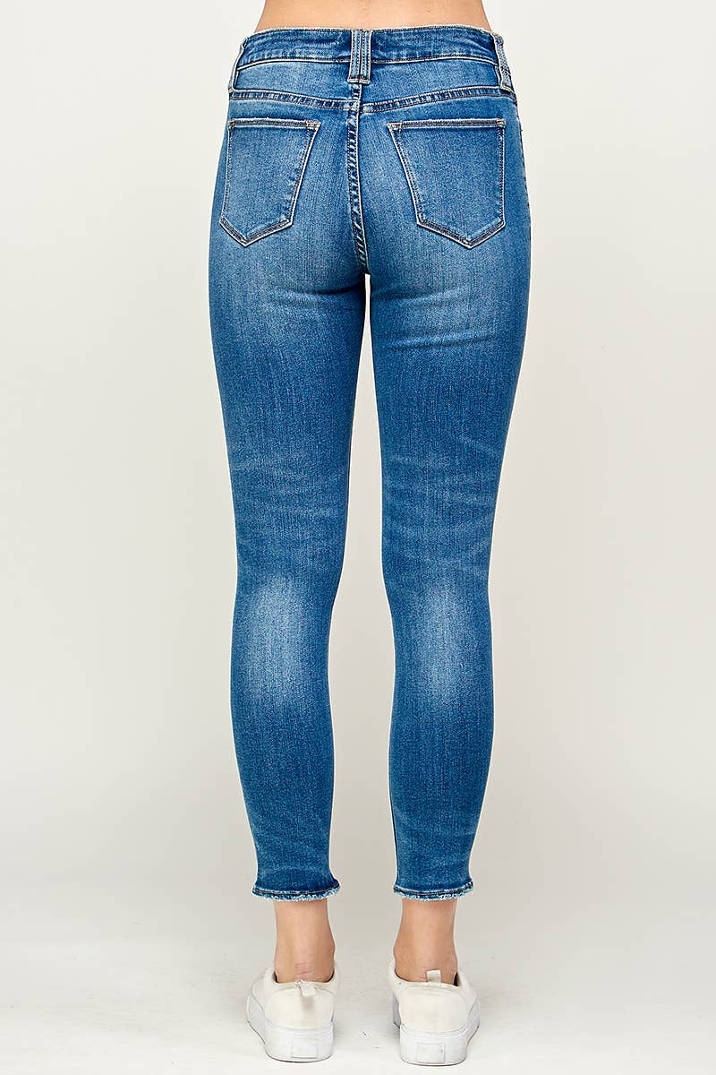 I1456MS - Medium Wash - Mid Rise Skinny Jeans for wholesale on Faire6
