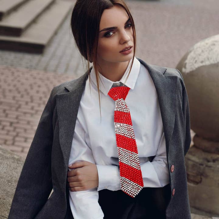 Sensibling Corp. – Großhandel Kette mit Anhänger/Charm – Bling Fliegen-Halskette39