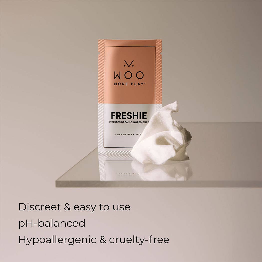 Woo More Play - Wholesale Intimate Cleanser/Wipe - Freshies Feminine Wipes (10 Count) -  Hypoallergenic Natural1