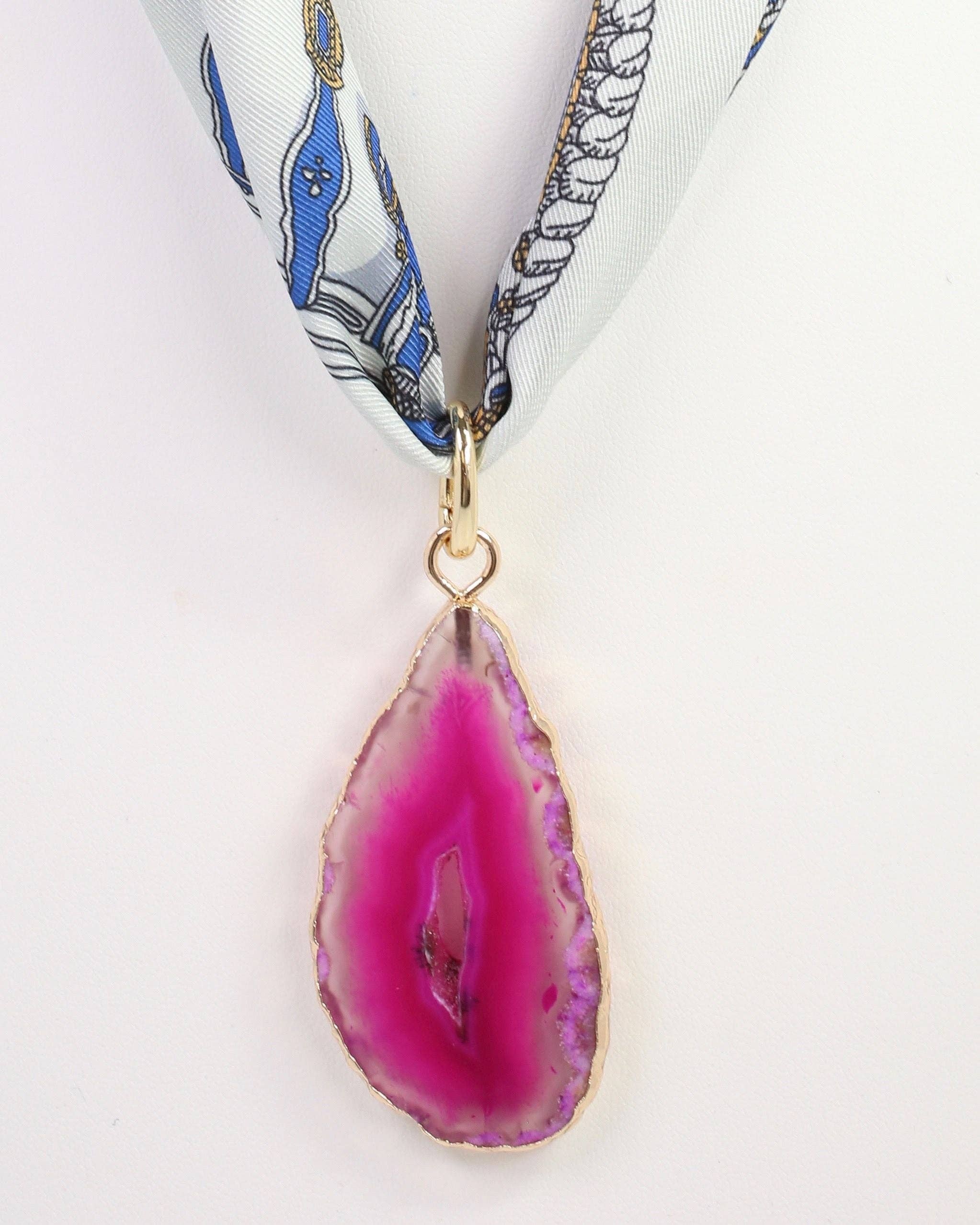 Caroline Hill - Vente Breloques/médailles personnalisées - Antonio Agate Charme Fuchsia3