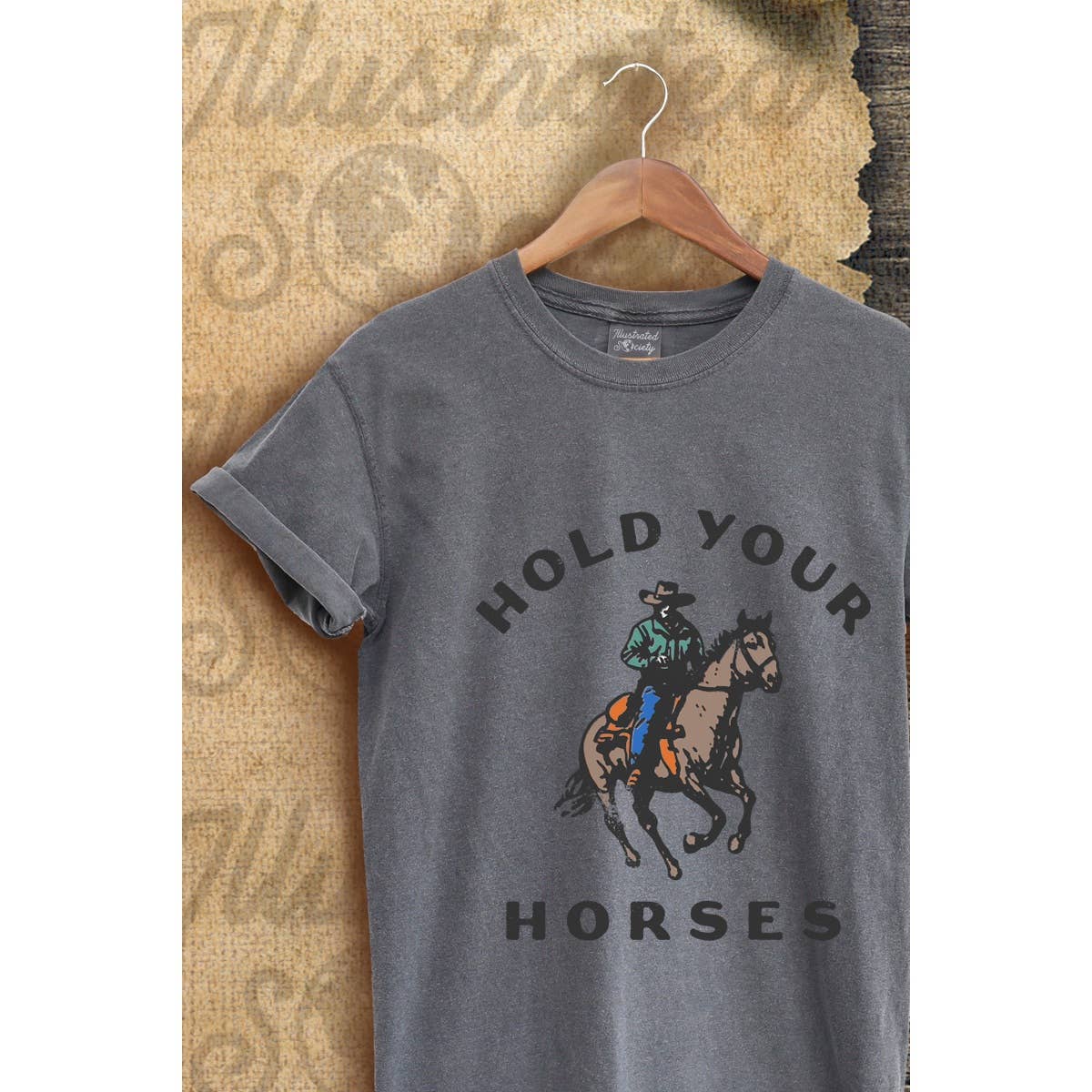 Illustrated Society - Vente T-shirt sérigraphié – femme - T-SHIRT GRAPHIQUE VINTAGE HOLD YOUR HORSES3