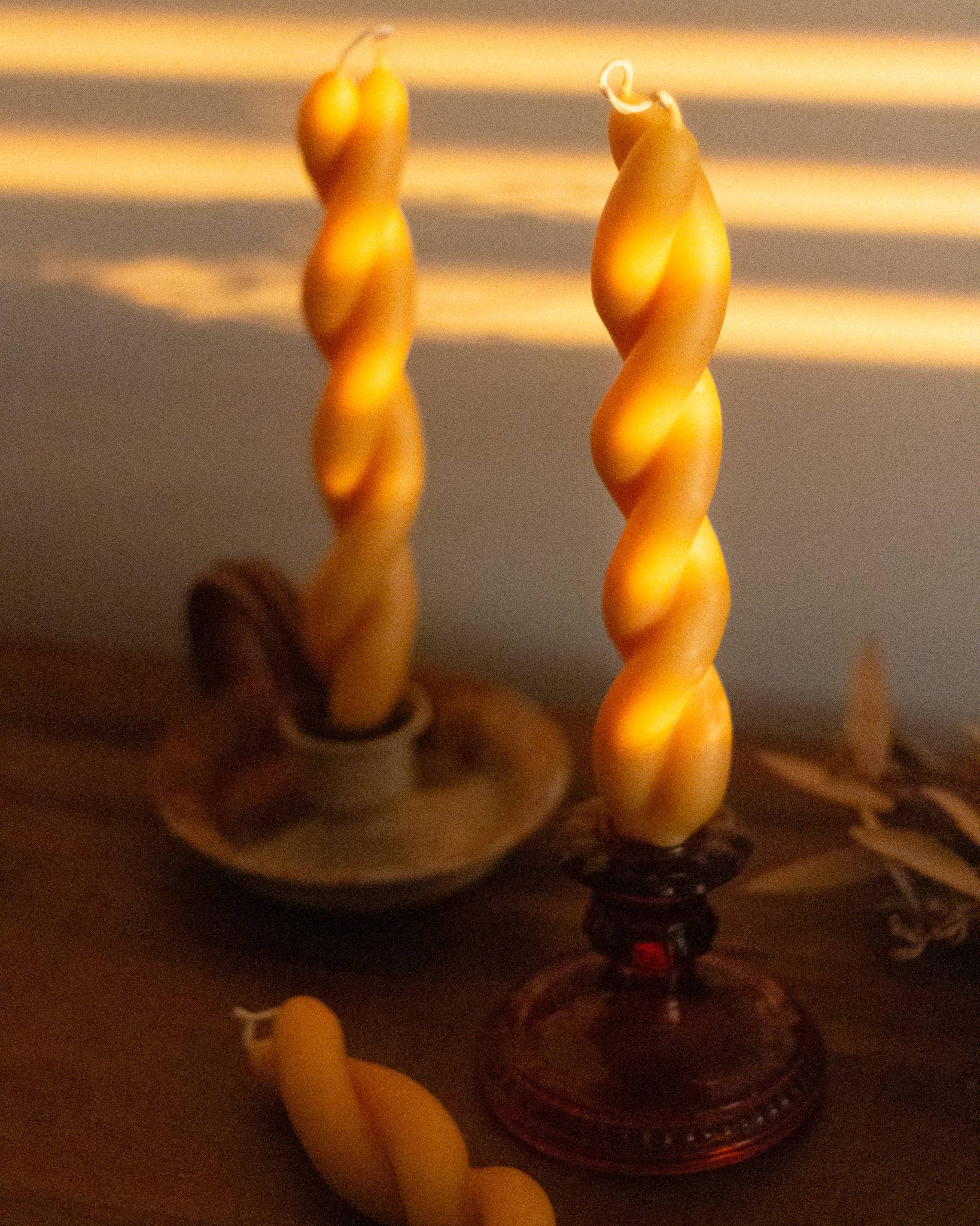 The Ramblin' Bee – wholesale Tapered candle/candlestick – Twisted Sister Hand Dipped Beeswax Candle2