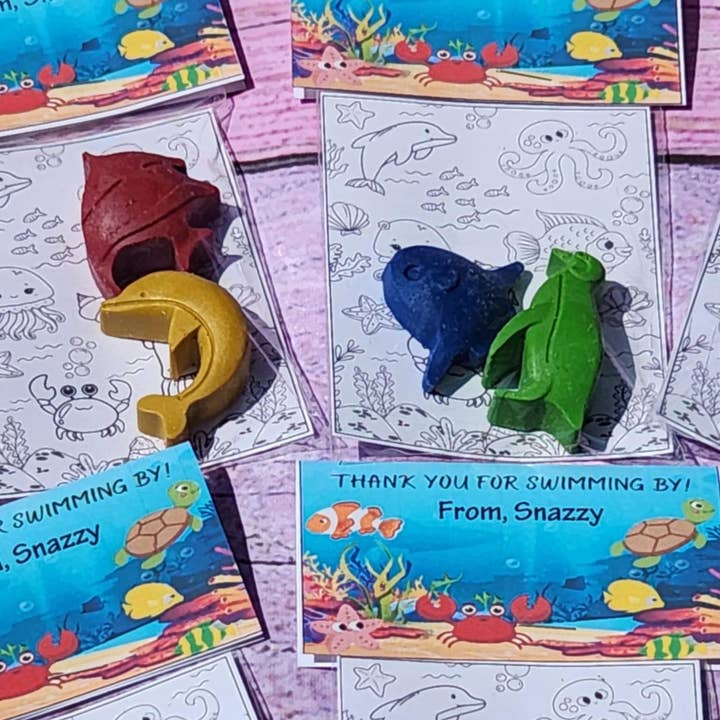 Snazzy Crayons - Venta al por mayor Regalo para invitados - Kit de Colorear de Natación por Cumpleaños | Recuerdos de Fiesta Oceánica