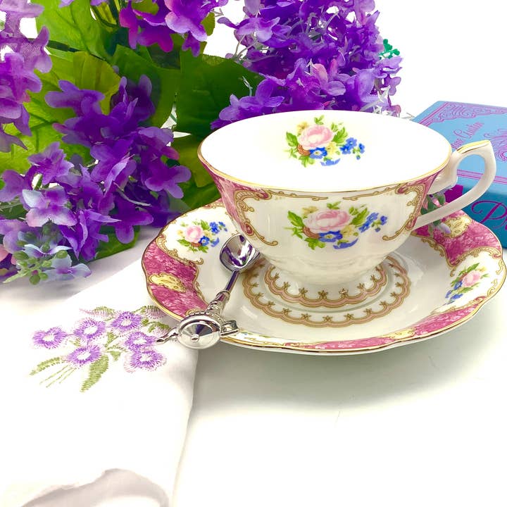 Tazza da tè e piattino floreale Regency rosa di Jane Austen Garden per la vendita all'ingrosso da parte di All Little Cute Things