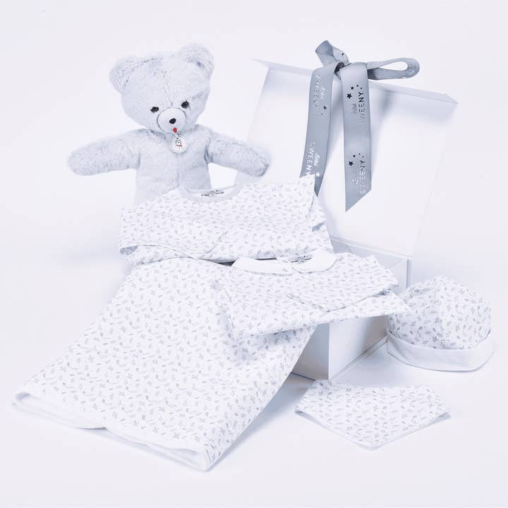 Ensemble de bienvenue en coton à imprimé feuilles bleues pour garçons (5) pour la vente par Bebe Sweeny