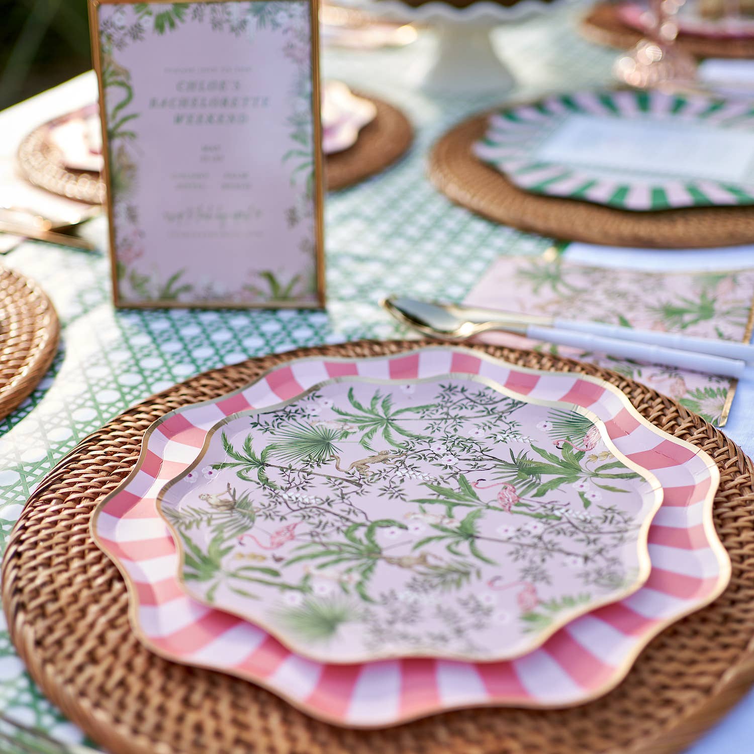 Harlow & Grey – Großhandel Einwegteller – Palm Beach - Dessertteller aus Papier - Partyteller3