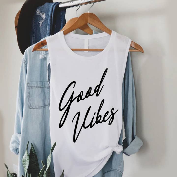 STARCHIS - Wholesale Tank Top - Women's - STT-6318 Good Vibes Calligraphy Style Printed Tank Top1