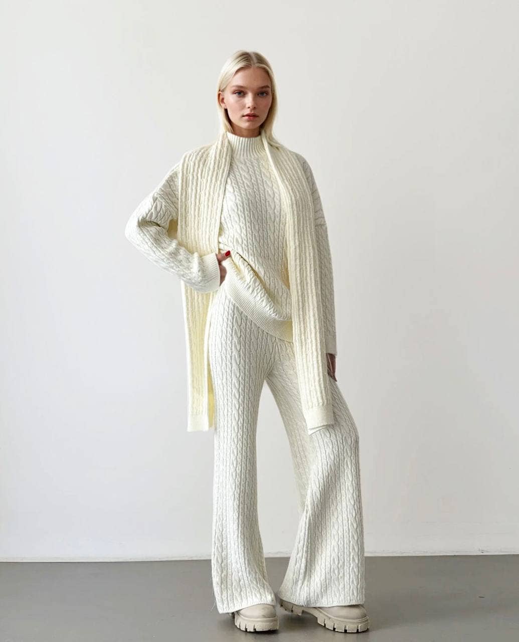 Anaz - Wholesale Lounge Set - Women's - Three-piece Set2