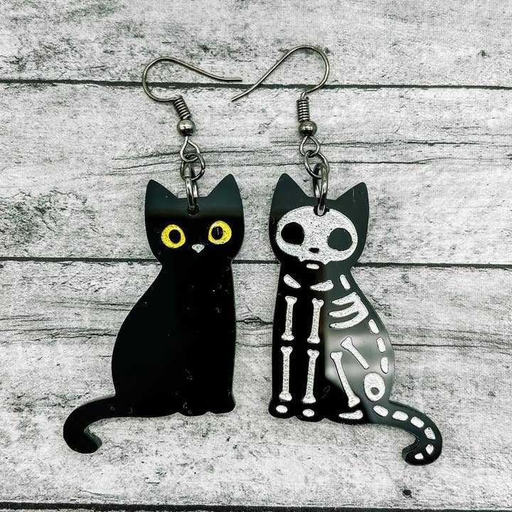 Felaktiga svarta kattskelettdinglar för wholesale av Born 2 Blossom Designs