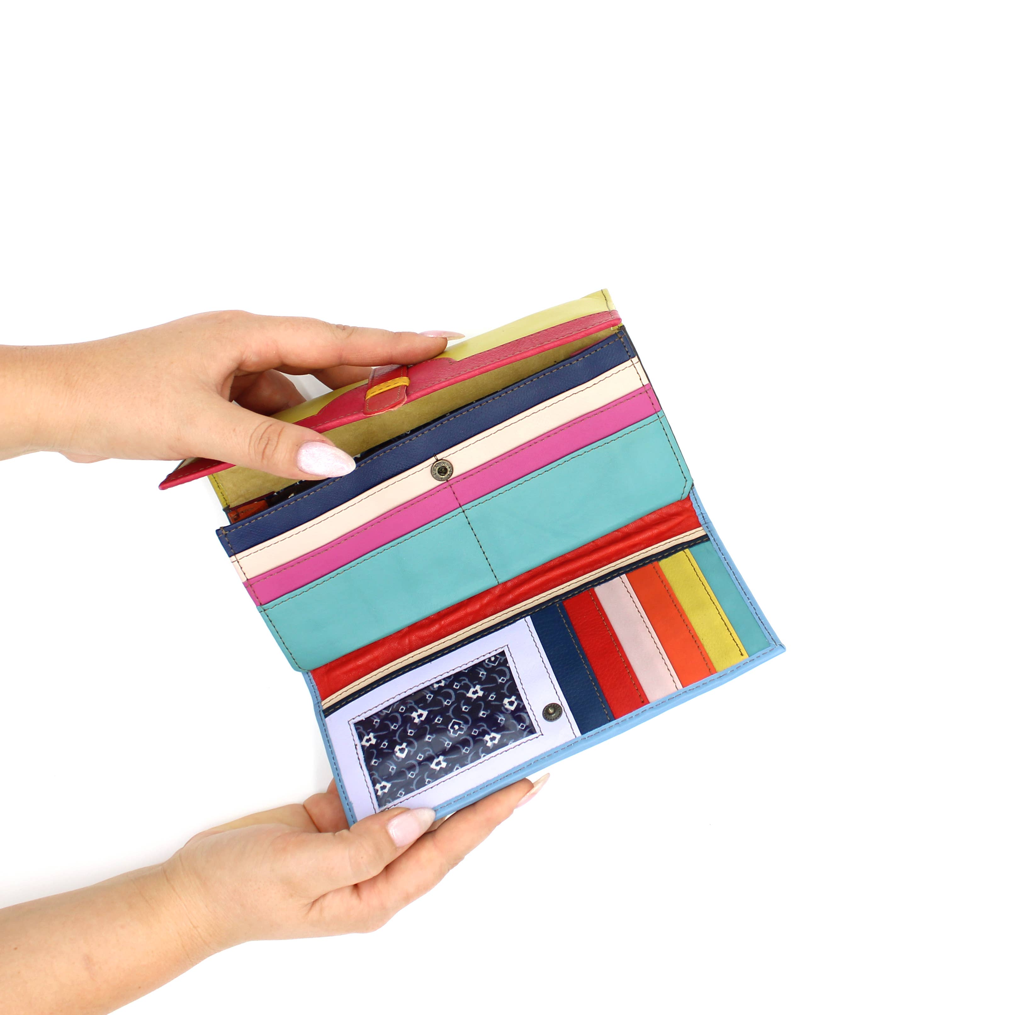 Soruka - Wholesale Wallet - Women's - Half Moon Plain · Wallet4