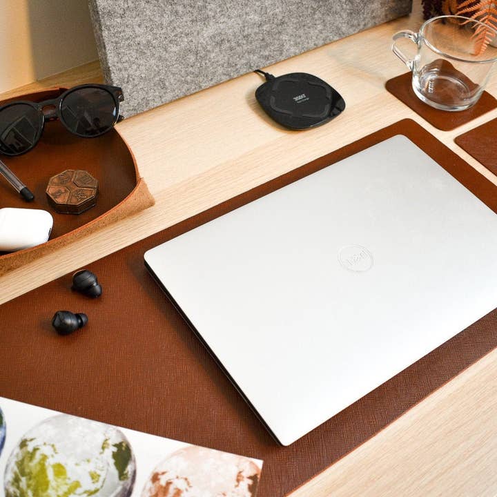Integral Leather – Großhandel Schreibtischunterlage – Personalisierbare Schreibtischunterlage aus Leder | Bench Blotter Tastatur Mousepad Pad | Saffiano-Echt