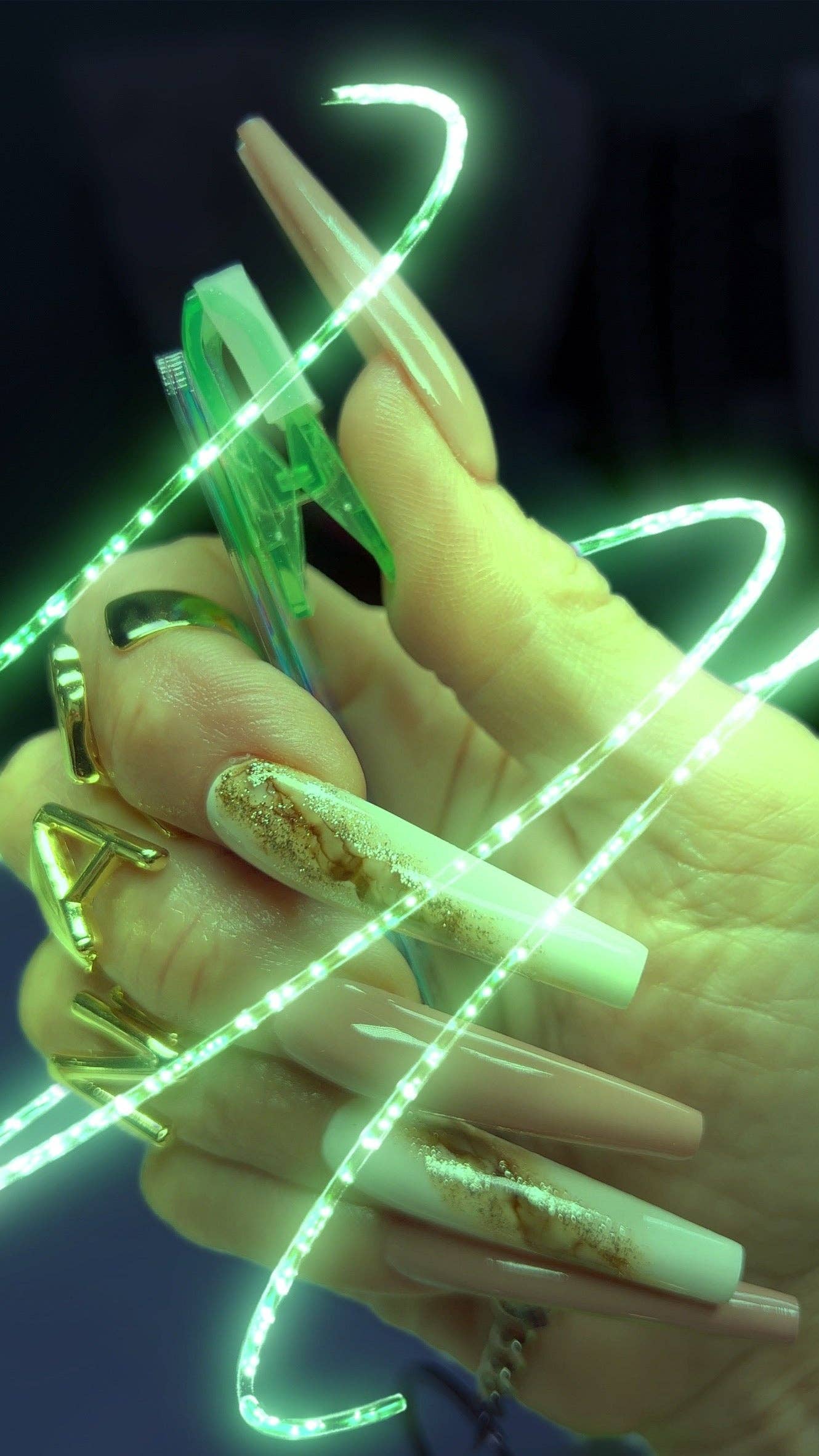 NABulous - Wholesale Keychain - Women's - Long Nails Card Grabber | NABulous21