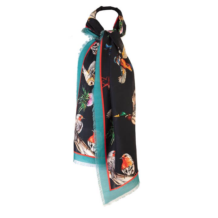 Clare Haggas – wholesale Wrap - Dam – Walk On The Wildside Marinblå Ull Silke Sjalar