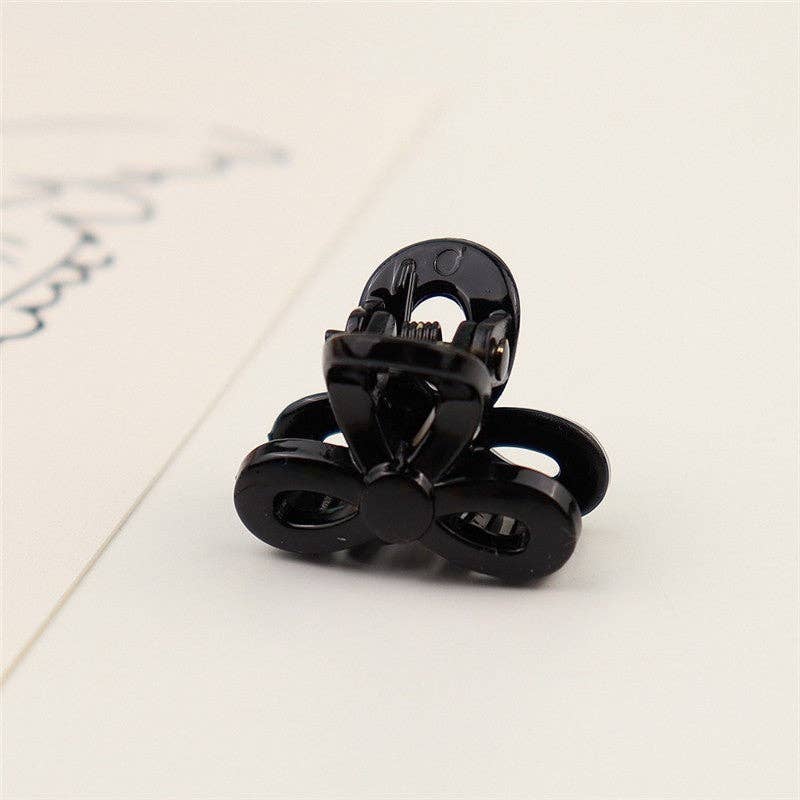 FurDecoration – wholesale Hair clip – Women’s – Small Transparent Colored Hair Claw Clip2