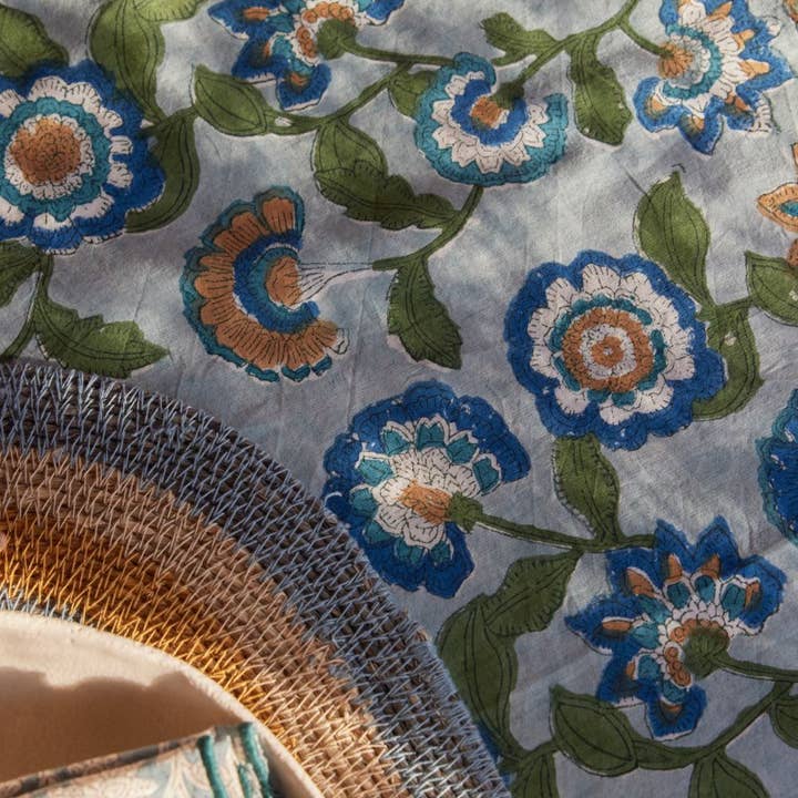 Bonheur du Jour - Wholesale Tablecloth - Tablecloth - Guapao blue green1