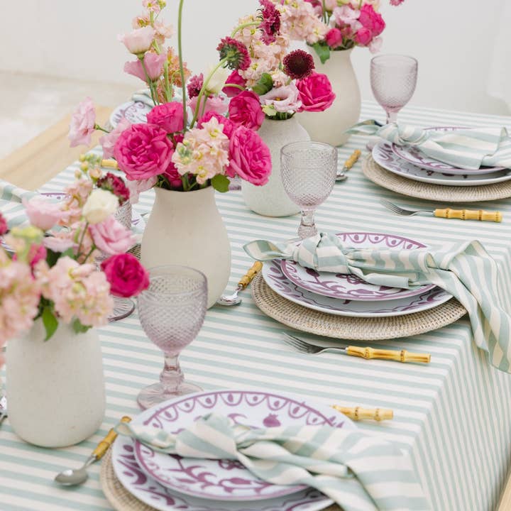 Torres Novas - Wholesale Tablecloth - Green Bar Table Linen2